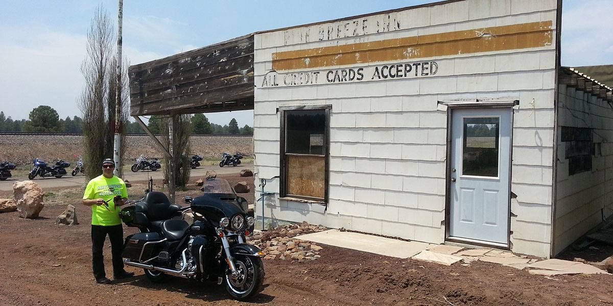 Pine Breeze Inn – Easy Rider